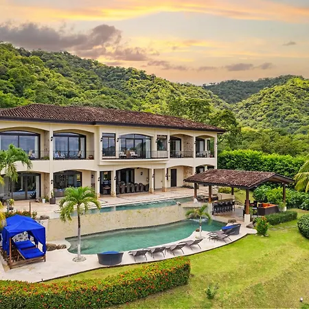 Villa Buena Onda Luxury Home Rental