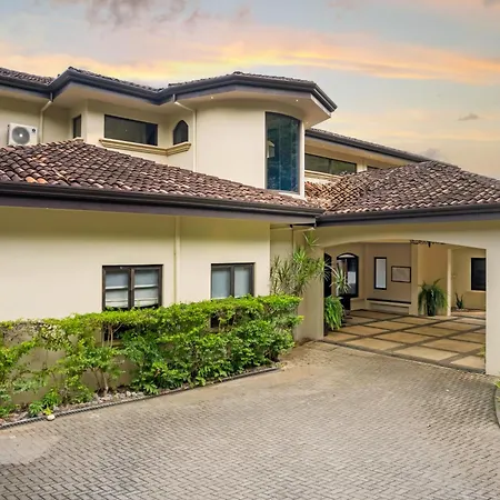 Villa Buena Onda Luxury Home Rental